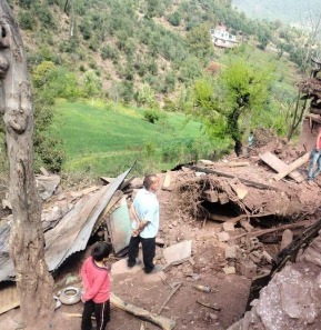 'House collapses in Poonch due to earthquake, woman injured'